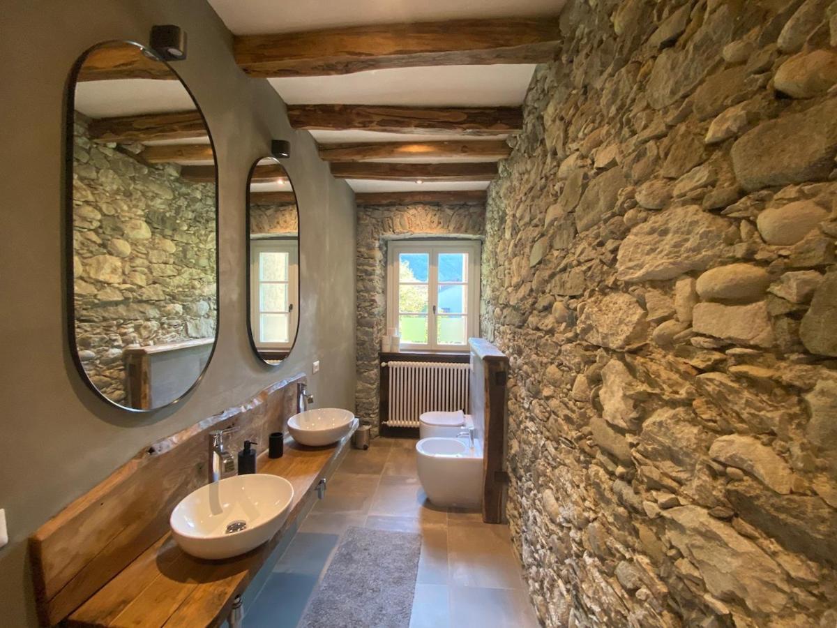 Mountain Cabin Valsesia Appartement Stella Varallo Exterior photo